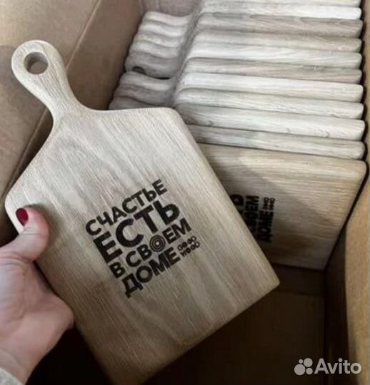 Лазерная резка фанеры дерева, пластика, гравировка