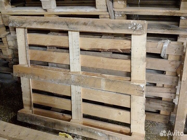 Отдам поддоны паллеты