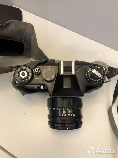 Плёночный фотоаппарат зенит ет 44-2