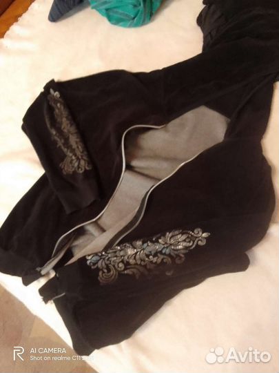 Отдам вещи 50 52