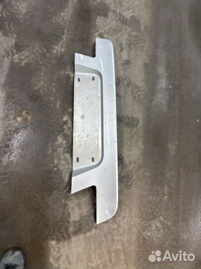 Накладка крышки багажника bmw f01 f02