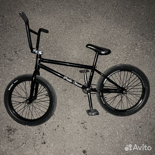 Велосипед BMX