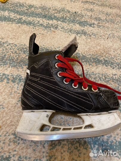 Хоккейные коньки bauer