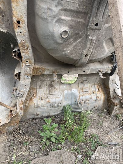 Hyundai sonata ef задняя часть кузова