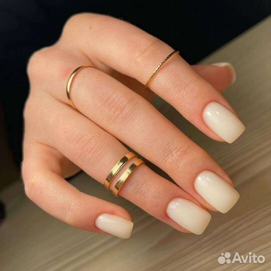 Нужна модель на наращивание ногтей