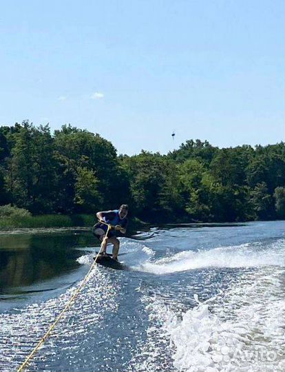 Вейкборд, водные лыжи