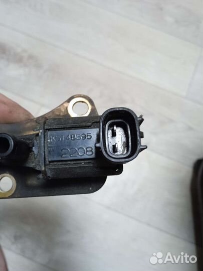 Клапан вакуумный Mitsubishi Galant 8,4G63