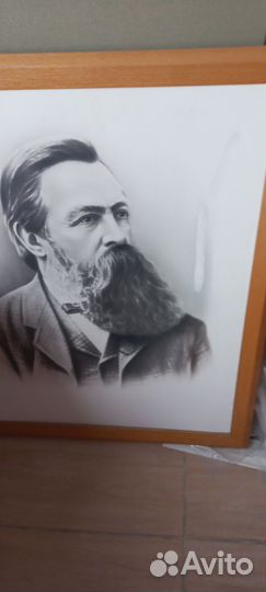 Портрет Энгельса