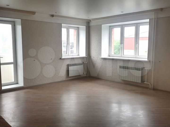 3-к. квартира, 123,7 м², 3/10 эт.