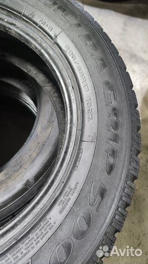 Goodyear UltraGrip 500 225/65 R17