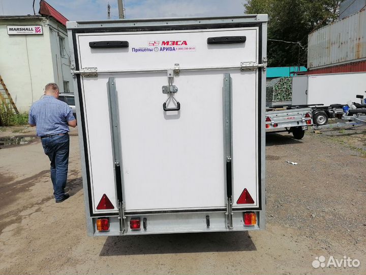 Прицеп фургон для снегохода и другой техники.Арива