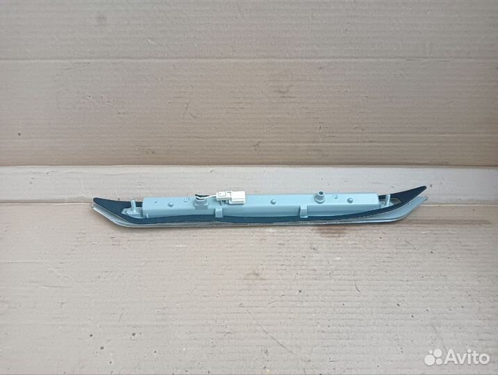 Дополнительный стоп-сигнал Nissan X-Trail (T31)