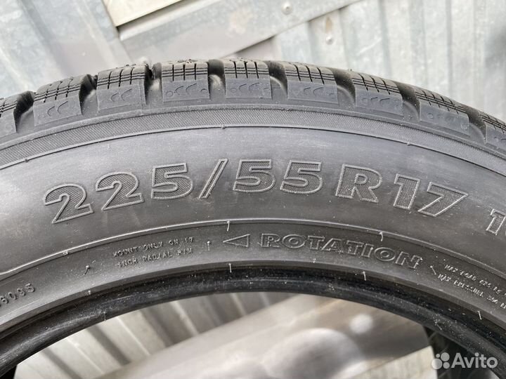 Nokian Tyres Hakkapeliitta 7 225/55 R17 101T