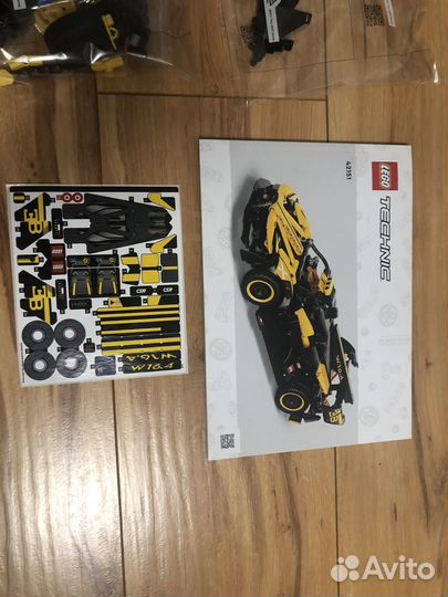Lego Technic 42151 Bugatti