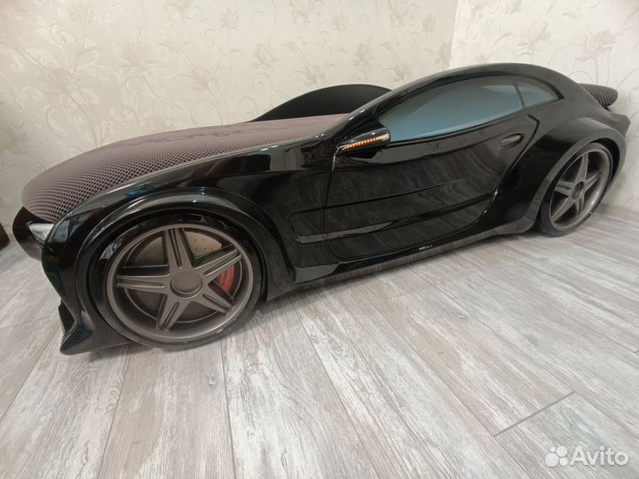 Детская кровать машина с матрасом