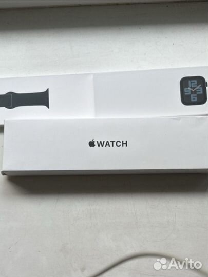 Apple Watch SE (2nd Gen), 44mm