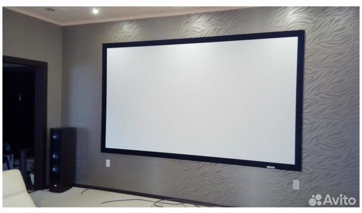 Продаю экран для проектора Dexp