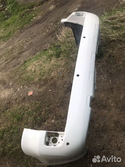 Задний бампер toyota land cruiser 200