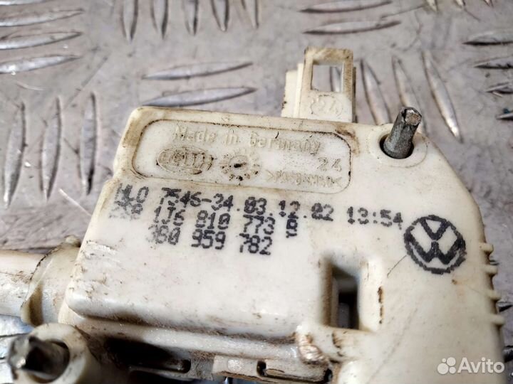 Привод лючка бака Golf IV