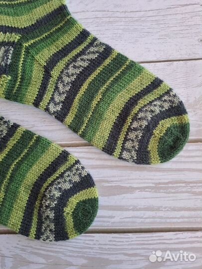 Вязаные шерстяные носки ручной работы