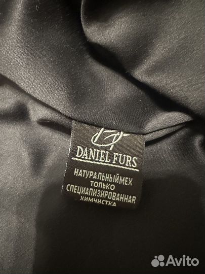 Шуба мутоновая с капюшоном норка 46 р