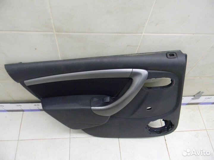 Обшивка двери задней левой Duster 2012