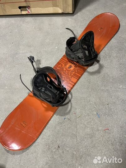 Сноуборд drake junior +крепления USD PRO Phantom