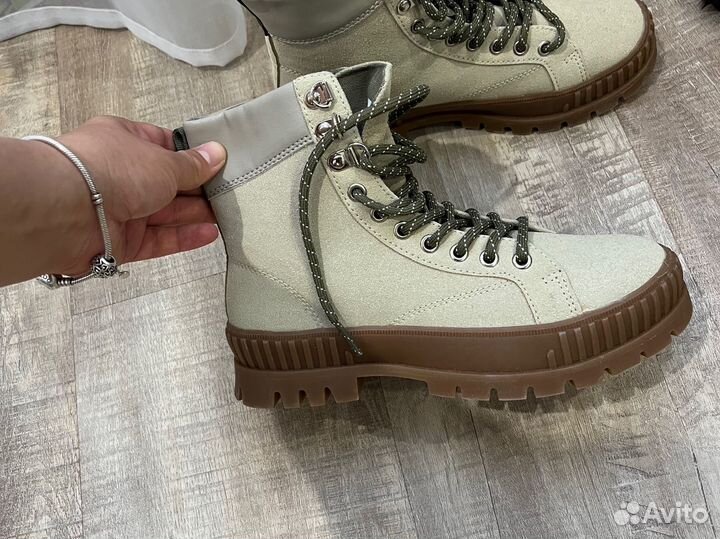Новые демисезонные ботинки 36-37