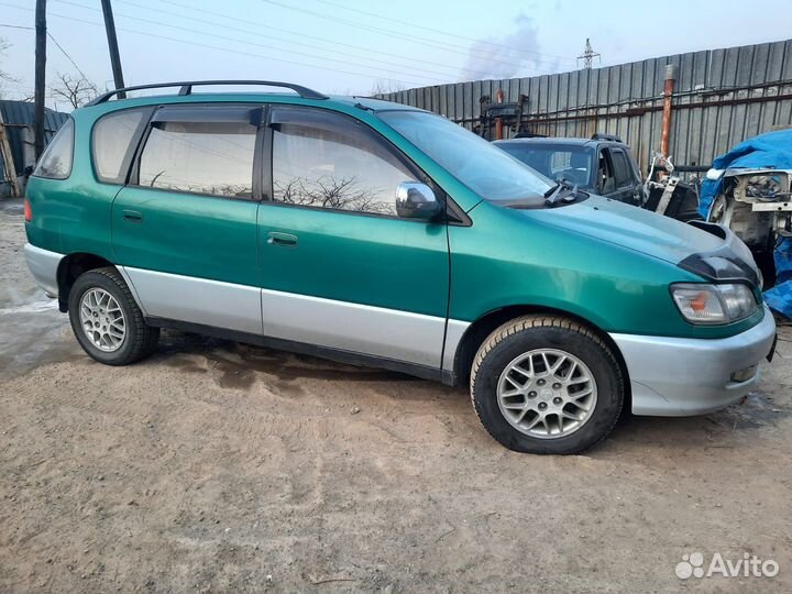 Кузов toyota ipsum SXM15, SXM10