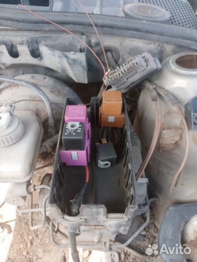 Блок предохранителей Opel Vectra B X20XEV