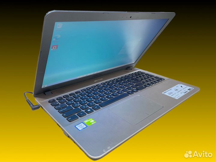 М.18246 Asus i3(6Th) -4x2.0Ghz/4gb/1trb/gtx920mx