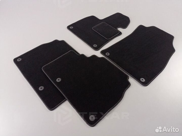 Коврики на Hongqi E-HS9 без вышивки