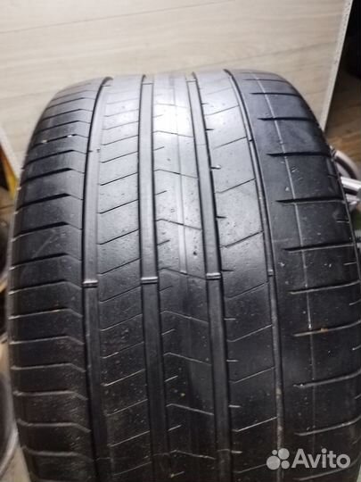 Pirelli P Zero 315/30 R21