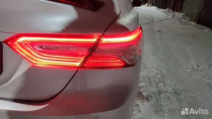 Фары на toyota camry 70