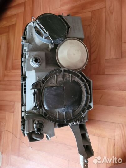 Фара передняя левая Mercedes w202