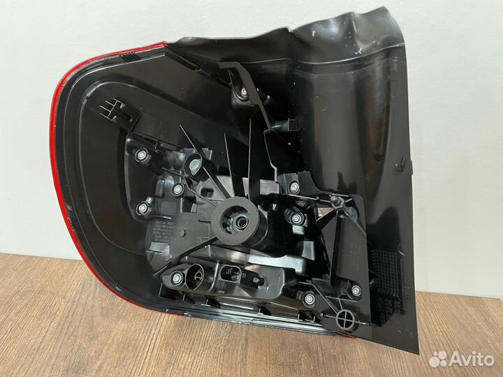 Фонарь задний правый наружный Mercedes X156 GLA 17