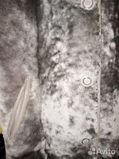 Шуба малиновая с воротником норка