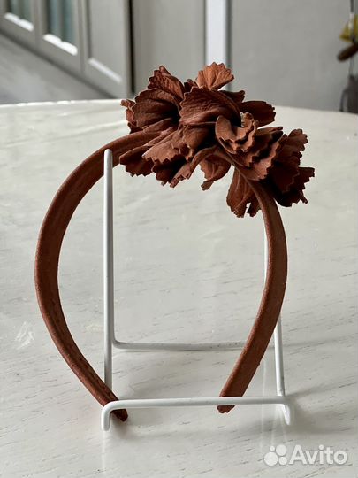 Ободок на волосы «Цветок» из натуральной кожи