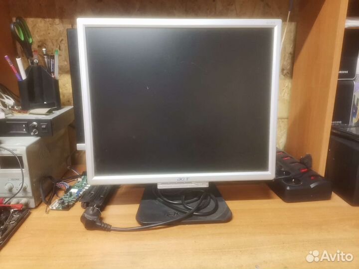 Монитор Acer 19