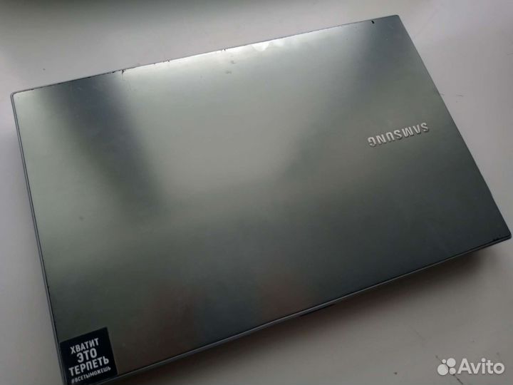 Ноутбук Samsung