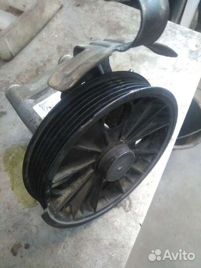 Насос гур volvo xc90