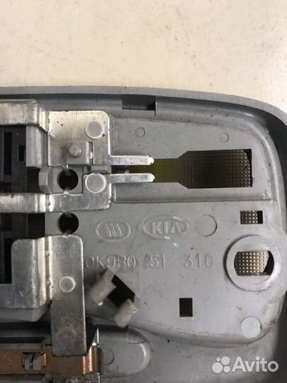 Плафон внутреннего освещения Kia Spectra