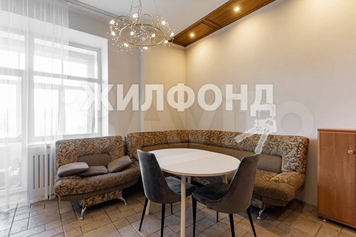 3-к. квартира, 179,8 м², 5/8 эт.