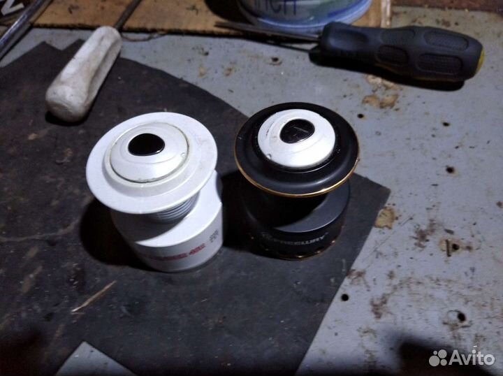 Шпули для безынерционной катушки