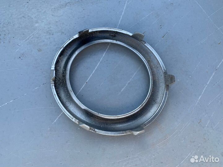 Рамка птф правая Mitsubishi Pajero Sport, L200