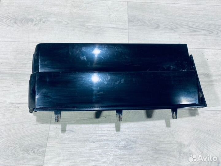 Накладка на крыло левая Land Rover Range Rover LM