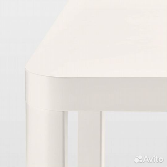 Журнальный столик IKEA
