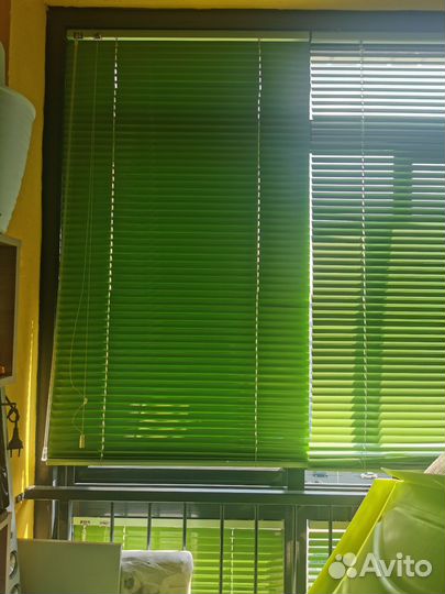 Жалюзи балконные