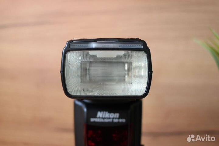 Вспышка Nikon Speedlight SB-910
