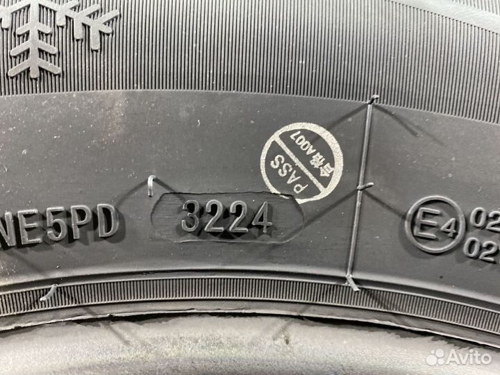 iLink Wintervorhut Stud II 235/50 R19 103T